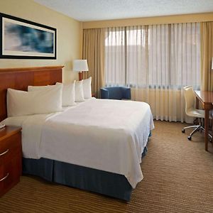 Two-Bedroom Premium Suite Non-Smoking